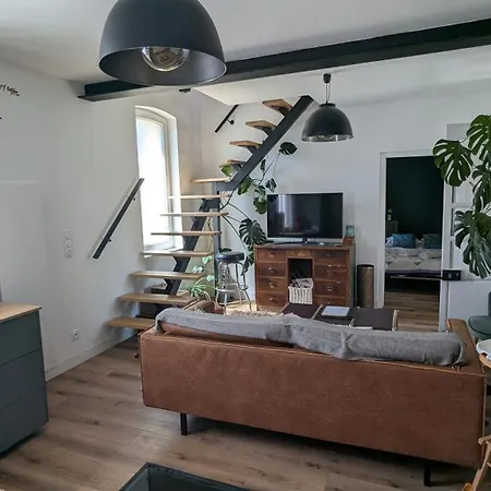 Charming House With Garden Close To Monet