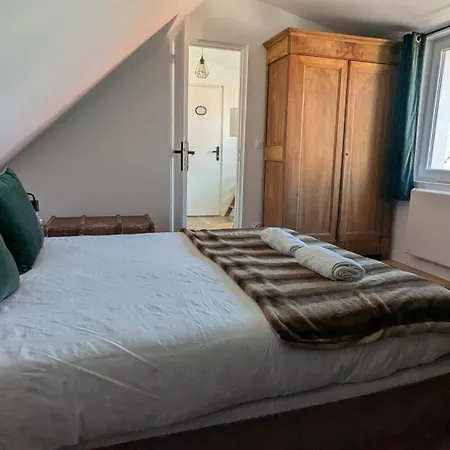 Charming House With Garden Close To Monet *